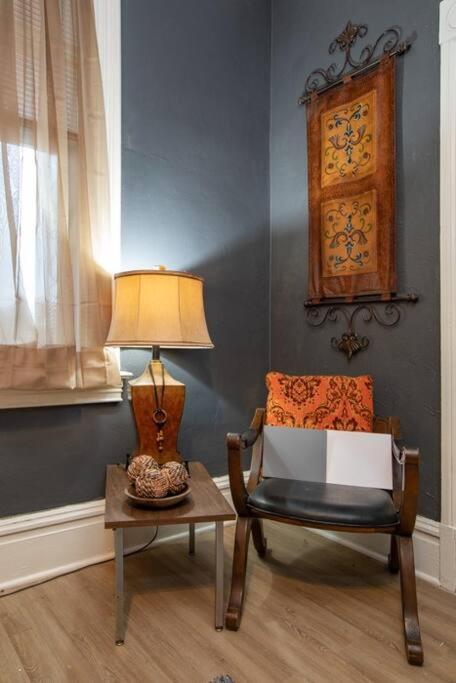Stylish And Refined With Easy Access Appartement *